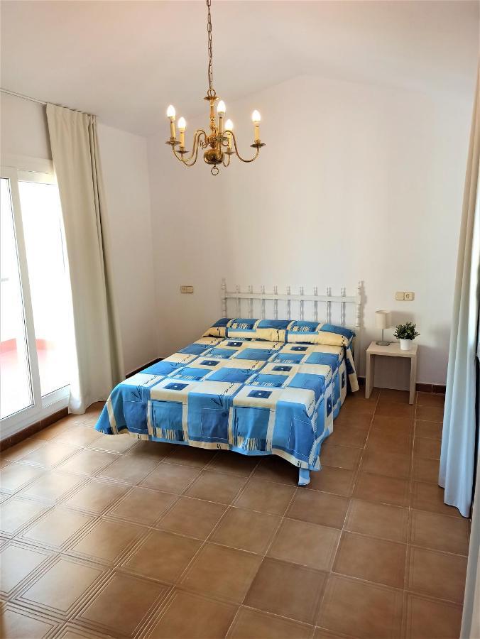 Trill Las Brisas 2-4 Pers L'Estartit Exterior photo